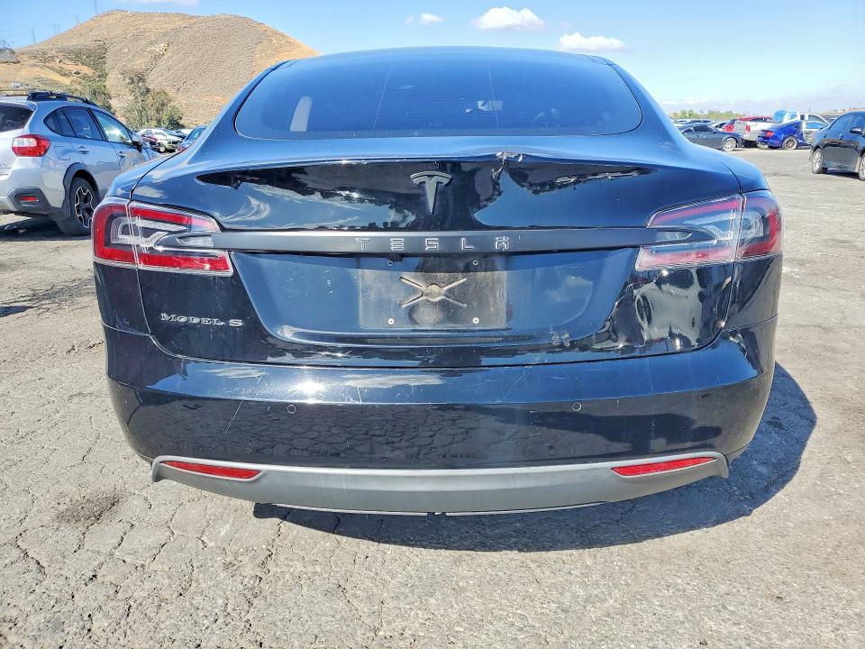Aukcja sprzedaży 2015 Tesla Model S, vin: 5YJSA1S14FFP68821, numer aukcji: 49658236