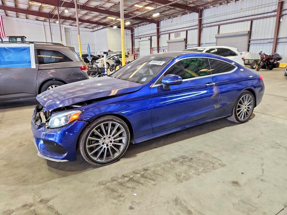 50926136 :رقم المزاد ، WDDWJ4JB3HF368461 vin ، 2017 Mercedes-benz C مزاد بيع