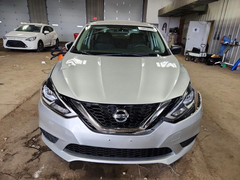 2017 Nissan Sentra მანქანა იყიდება აუქციონზე, vin: 3N1AB7APXHY307652, აუქციონის ნომერი: 50938376