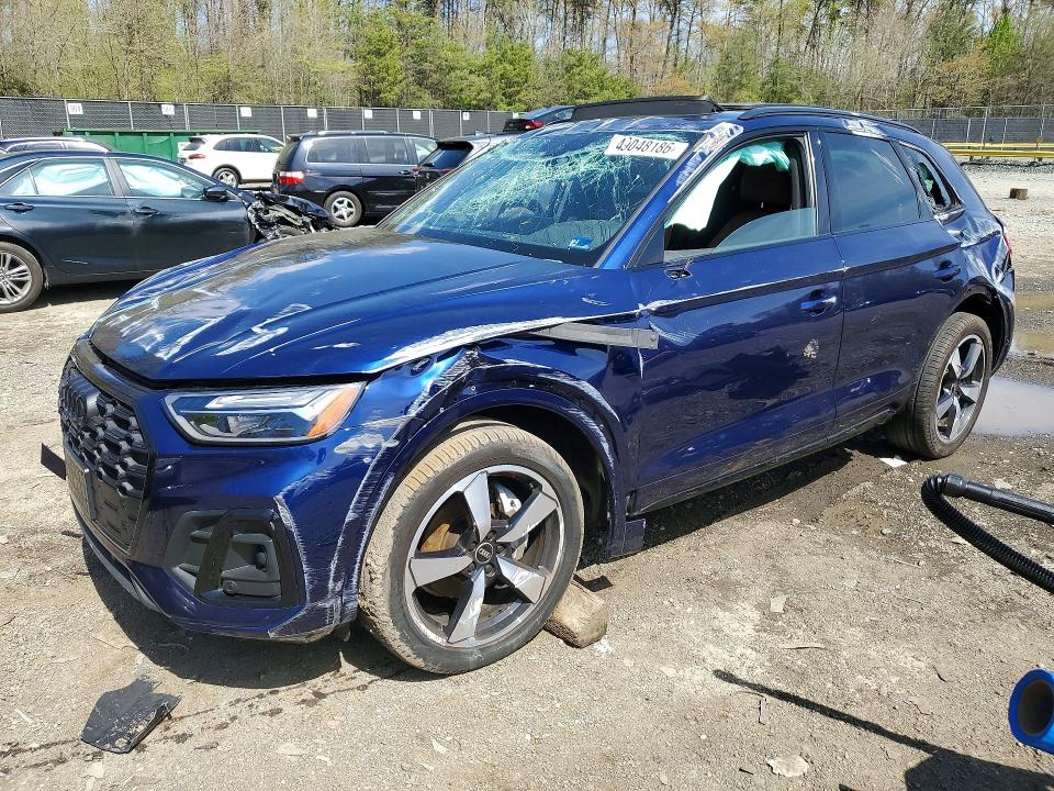 2022 Audi Q5 მანქანა იყიდება აუქციონზე, vin: WA1EAAFYXN2043725, აუქციონის ნომერი: 49048186