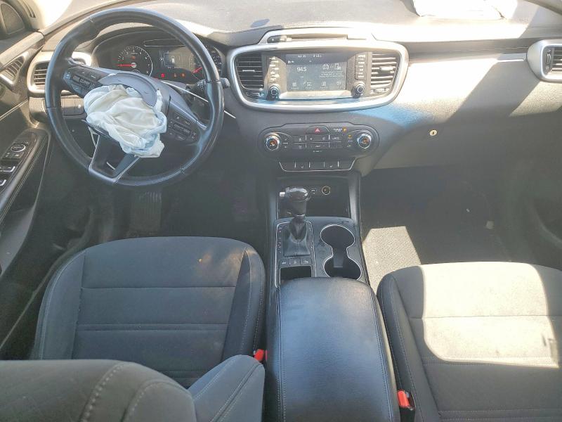 51284686 :رقم المزاد ، 5XYPGDA39JG413928 vin ، 2018 Kia Sorento مزاد بيع