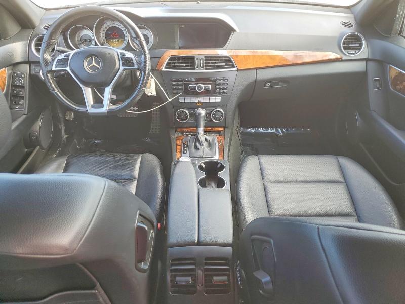 Продажа на аукционе авто 2012 Mercedes-benz C, vin: WDDGF4HB0CA613119, номер лота: 50111166