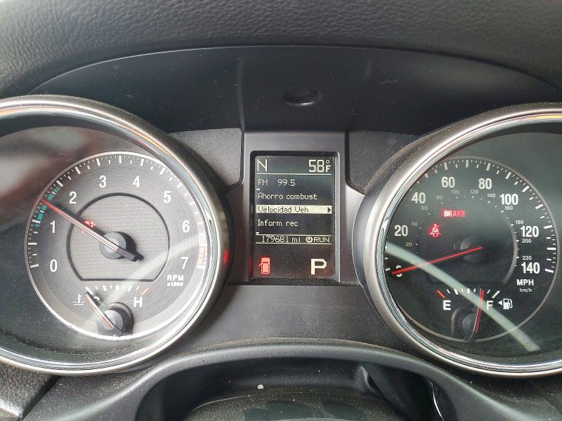 50196586 :رقم المزاد ، 1J4RS4GG9BC533925 vin ، 2011 Jeep Grand Cherokee مزاد بيع