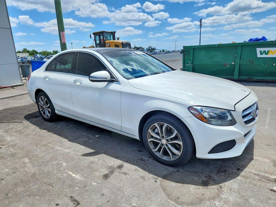 Продажа на аукционе авто 2017 Mercedes-benz C, vin: 55SWF4KB6HU192616, номер лота: 50752456