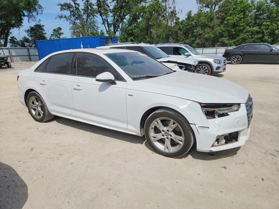50300276 :رقم المزاد ، WAUKMAF40JA082219 vin ، 2018 Audi A4 مزاد بيع