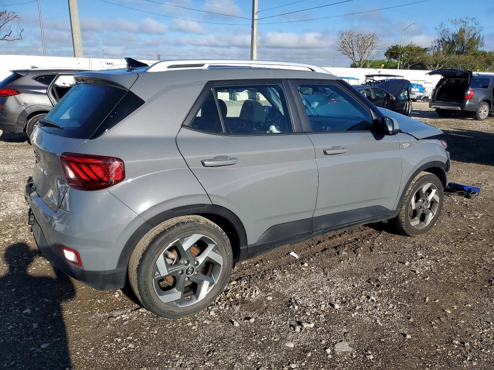 49134576 :رقم المزاد ، KMHRC8A30NU166648 vin ، 2022 Hyundai Venue مزاد بيع
