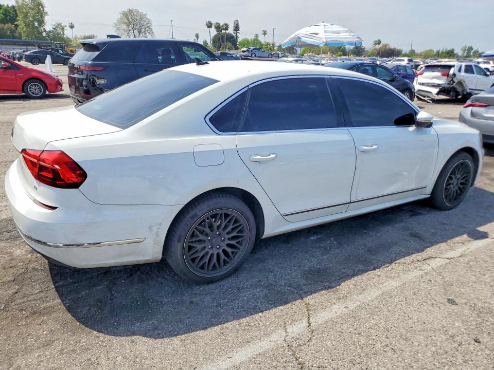 Aukcja sprzedaży 2016 Volkswagen Passat, vin: 1VWBS7A35GC015913, numer aukcji: 49343356