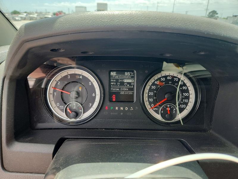 Auction sale of the 2018 Ram 1500, vin: 1C6RR7GG1JS120640, lot number: 49933556