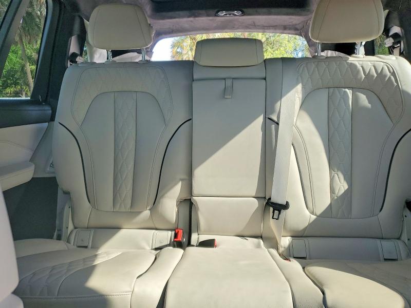 Продажа на аукционе авто 2022 Bmw X7, vin: 5UXCW2C04N9M46950, номер лота: 49749306