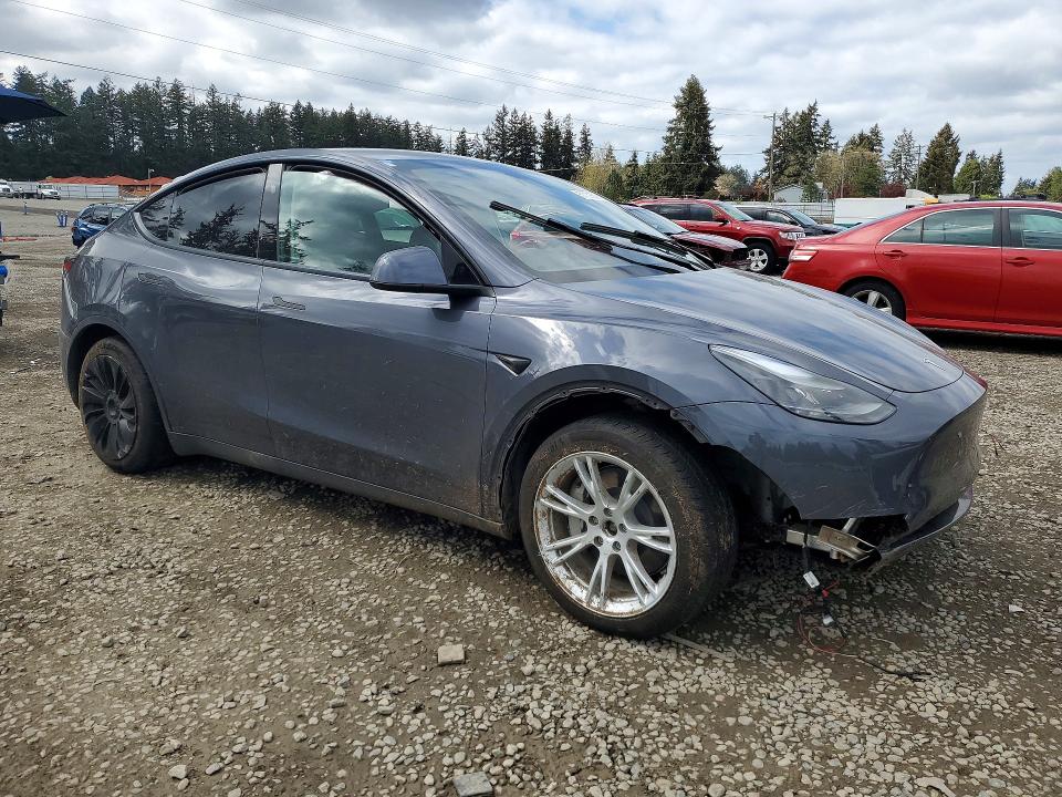 Продажа на аукционе авто 2023 Tesla Model Y, vin: 7SAYGDEE8PF964175, номер лота: 51131636