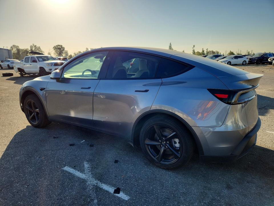 49679806 :رقم المزاد ، 7SAYGDEE8TF612417 vin ، 2026 Tesla Model Y مزاد بيع