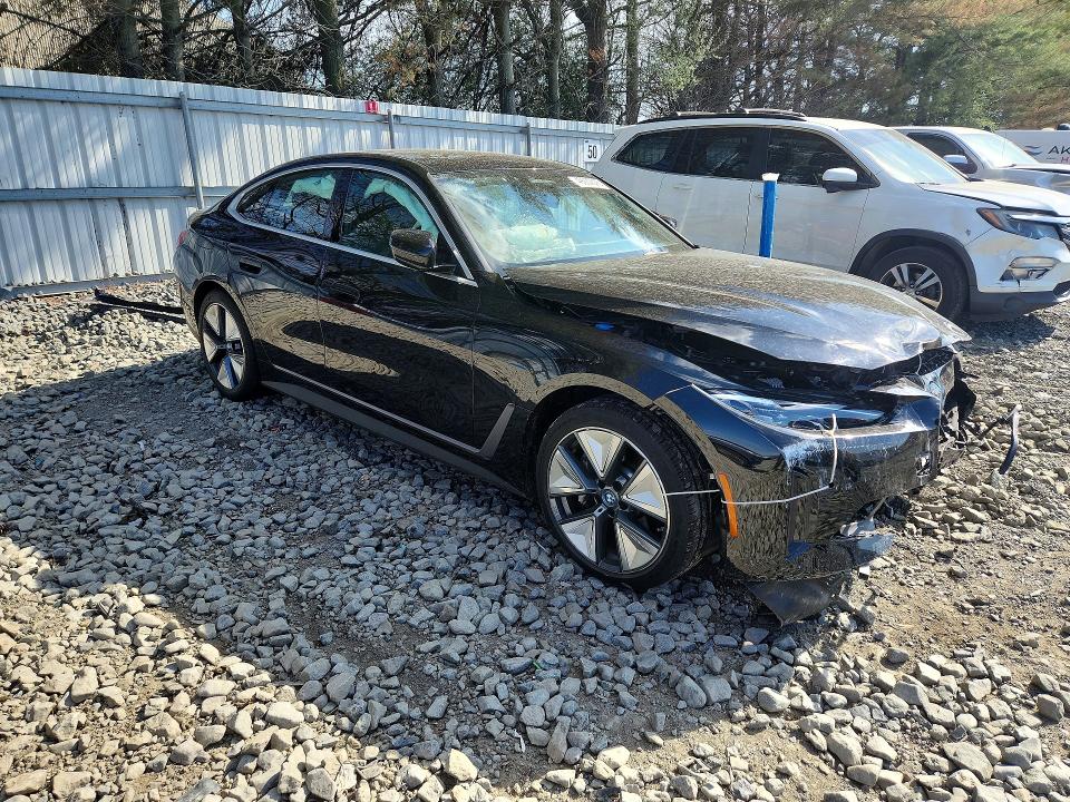 49937676 :رقم المزاد ، WBY83FB08RFS58415 vin ، 2024 Bmw I4 مزاد بيع