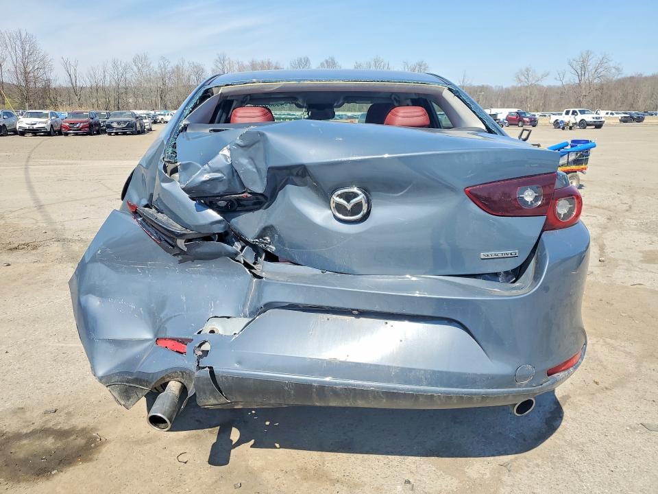 Продаж на аукціоні авто 2022 Mazda 3, vin: 3MZBPACL4NM304899, номер лоту: 49385256
