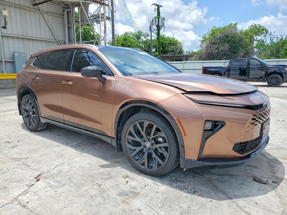 50680136 :رقم المزاد ، JTDACAAJ5S3014731 vin ، 2025 Toyota Crown Signia مزاد بيع