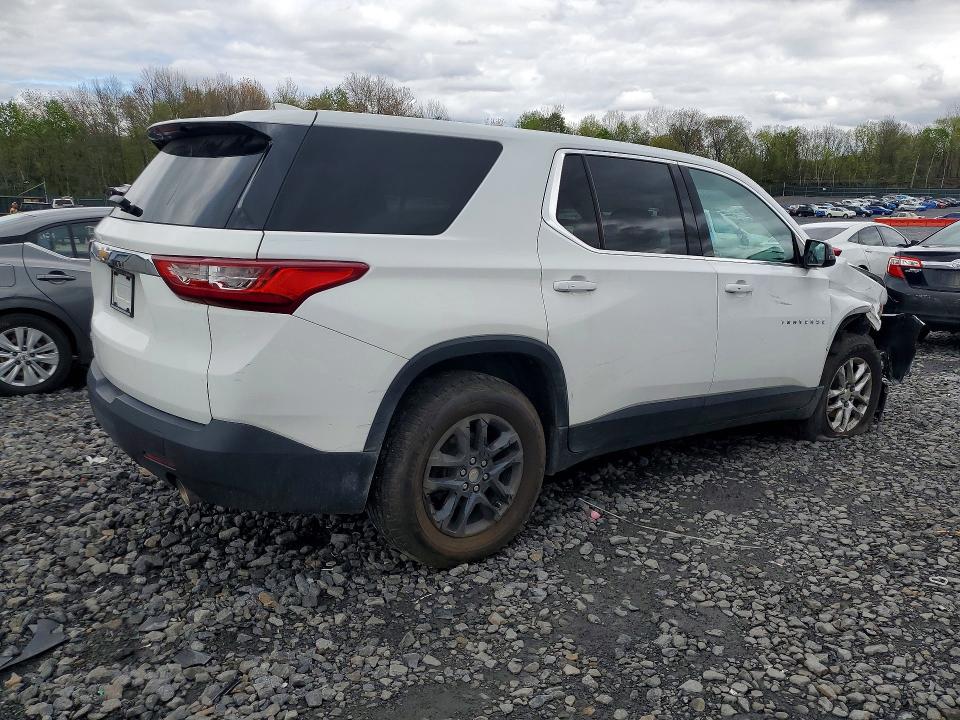 Продаж на аукціоні авто 2018 Chevrolet Traverse, vin: 1GNERFKW0JJ159054, номер лоту: 51791336