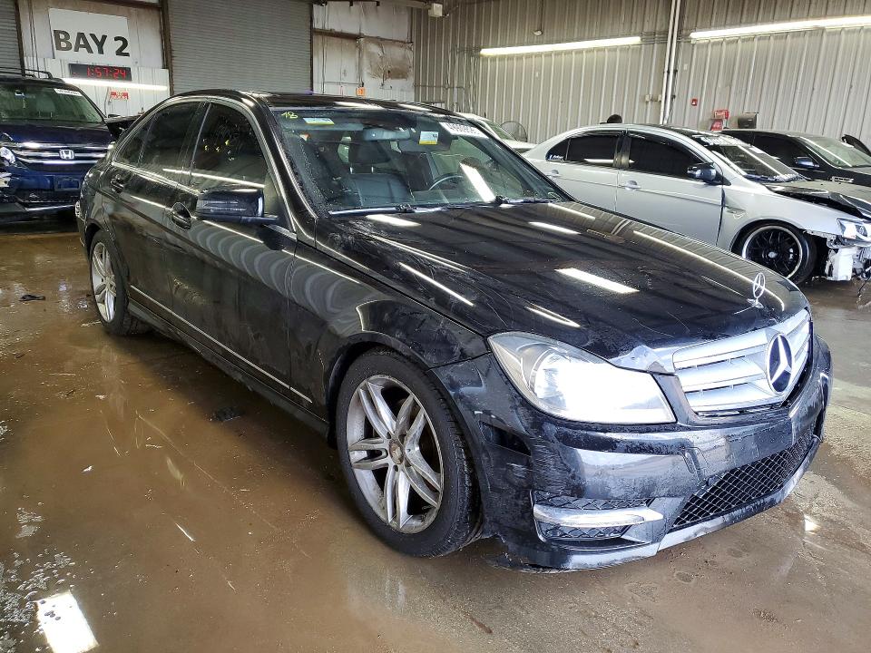 49909896 :رقم المزاد ، WDDGF8BB9CR194141 vin ، 2012 Mercedes-benz C مزاد بيع