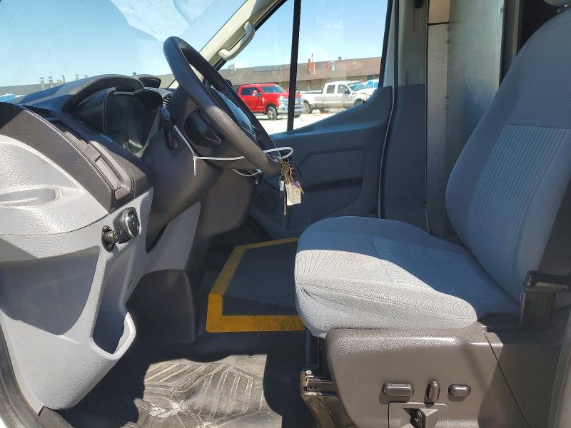 52139086 :رقم المزاد ، 1FTKR3XM9JKB52261 vin ، 2018 Ford Transit مزاد بيع