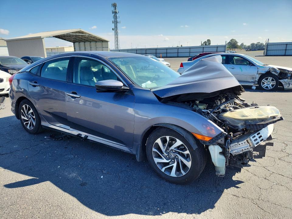 Продаж на аукціоні авто 2016 Honda Civic, vin: 2HGFC2F73GH547031, номер лоту: 47973456
