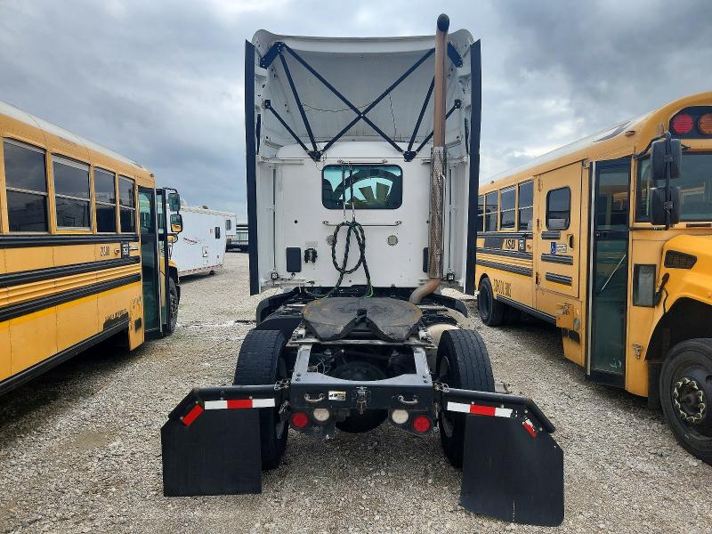 Продажа на аукционе авто 2020 Peterbilt 579, vin: 1XPBA48X0LD685868, номер лота: 50607636