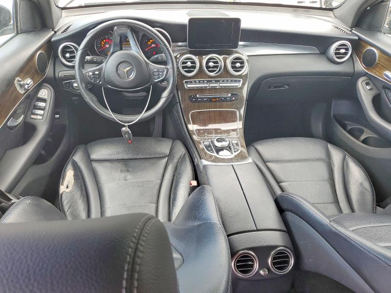 51945636 :رقم المزاد ، WDC0G4JB5JV024926 vin ، 2018 Mercedes-benz Glc مزاد بيع
