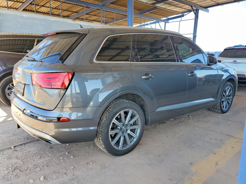 Продажа на аукционе авто 2018 Audi Q7, vin: WA1LAAF72JD052044, номер лота: 51359246