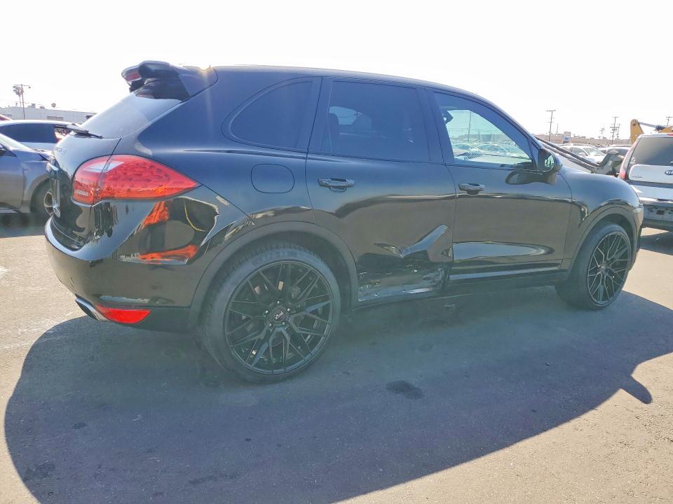 2014 Porsche Cayenne მანქანა იყიდება აუქციონზე, vin: WP1AA2A21ELA91085, აუქციონის ნომერი: 51889806