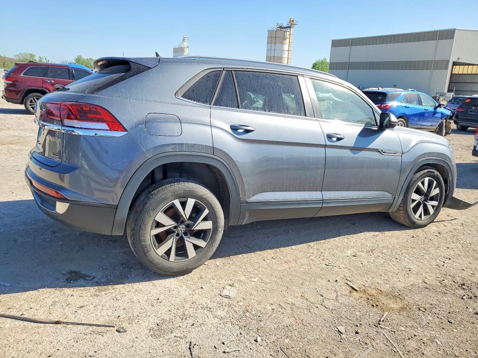 50228246 :رقم المزاد ، 1V2LC2CA7NC216971 vin ، 2022 Volkswagen Atlas Cross Sport مزاد بيع