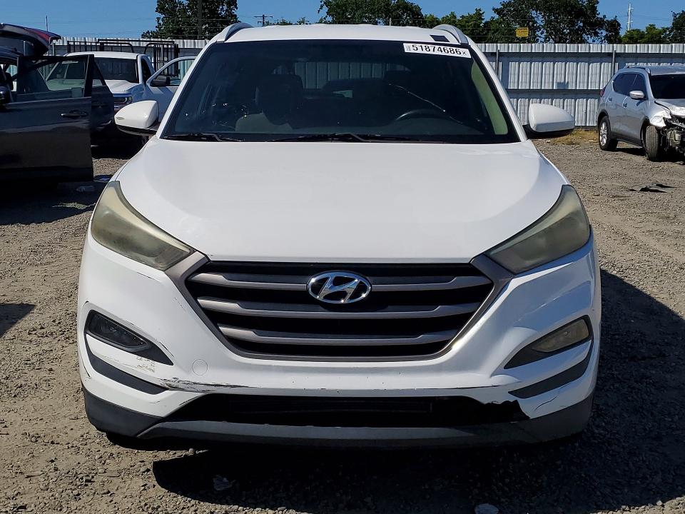 51874686 :رقم المزاد ، KM8J33A48GU034233 vin ، 2016 Hyundai Tucson مزاد بيع
