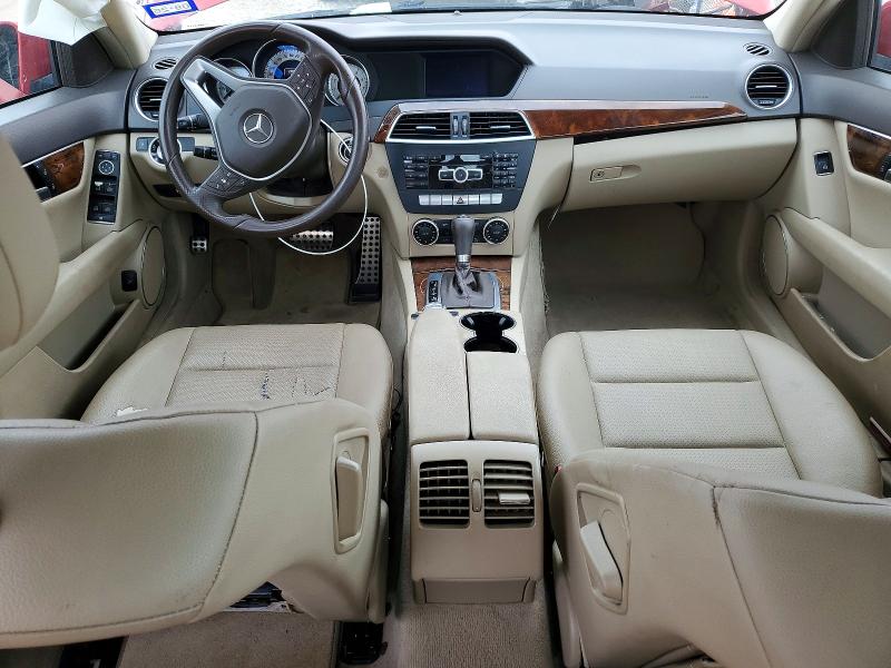 2013 Mercedes-benz C მანქანა იყიდება აუქციონზე, vin: WDDGF4HB0DR256544, აუქციონის ნომერი: 50431896