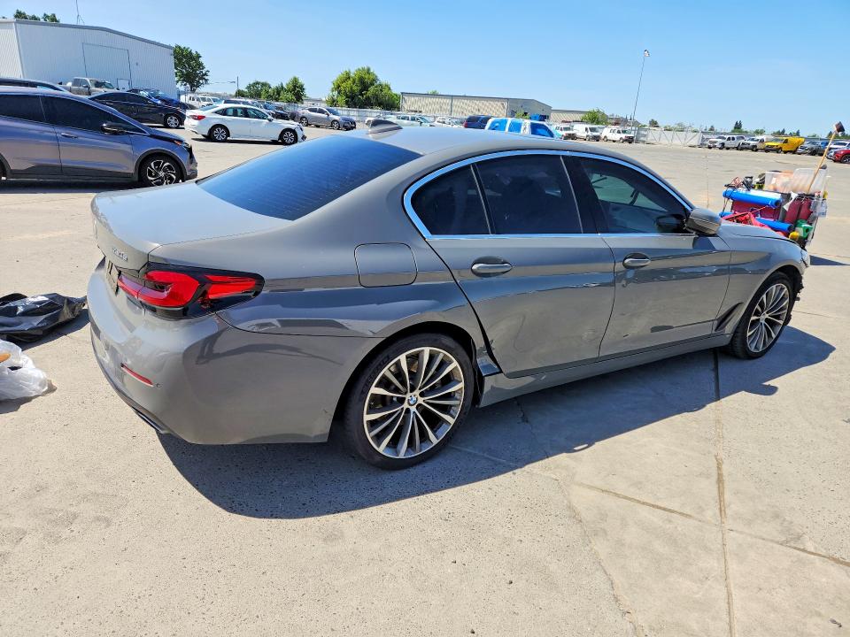 2021 Bmw 530e მანქანა იყიდება აუქციონზე, vin: WBA13AG01MCG44232, აუქციონის ნომერი: 50179476