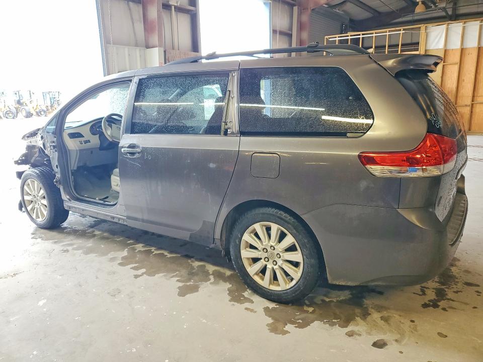 Продажа на аукционе авто 2011 Toyota Sienna, vin: 5TDYK3DC5BS067518, номер лота: 50891486