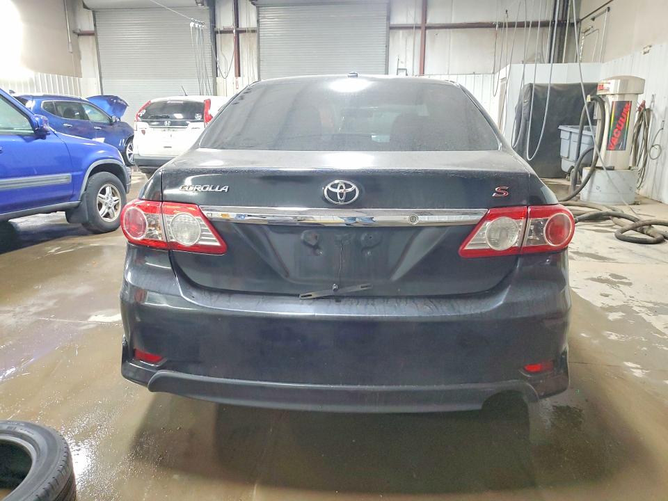 51874256 :رقم المزاد ، 2T1BU4EEXDC947650 vin ، 2013 Toyota Corolla مزاد بيع