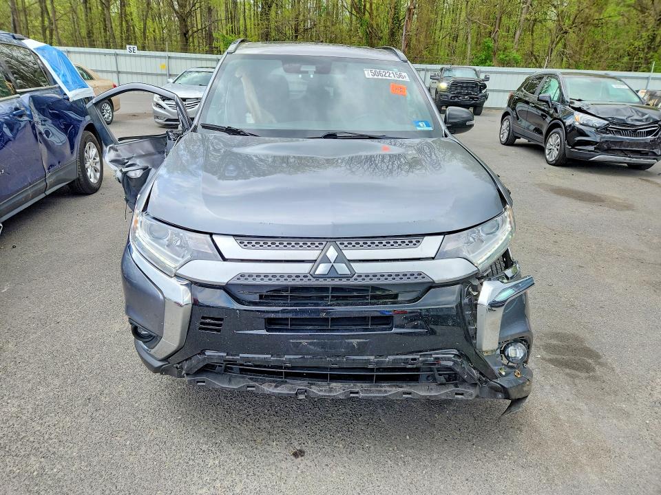 2020 Mitsubishi Outlander მანქანა იყიდება აუქციონზე, vin: JA4AZ3A33LZ040619, აუქციონის ნომერი: 50622156