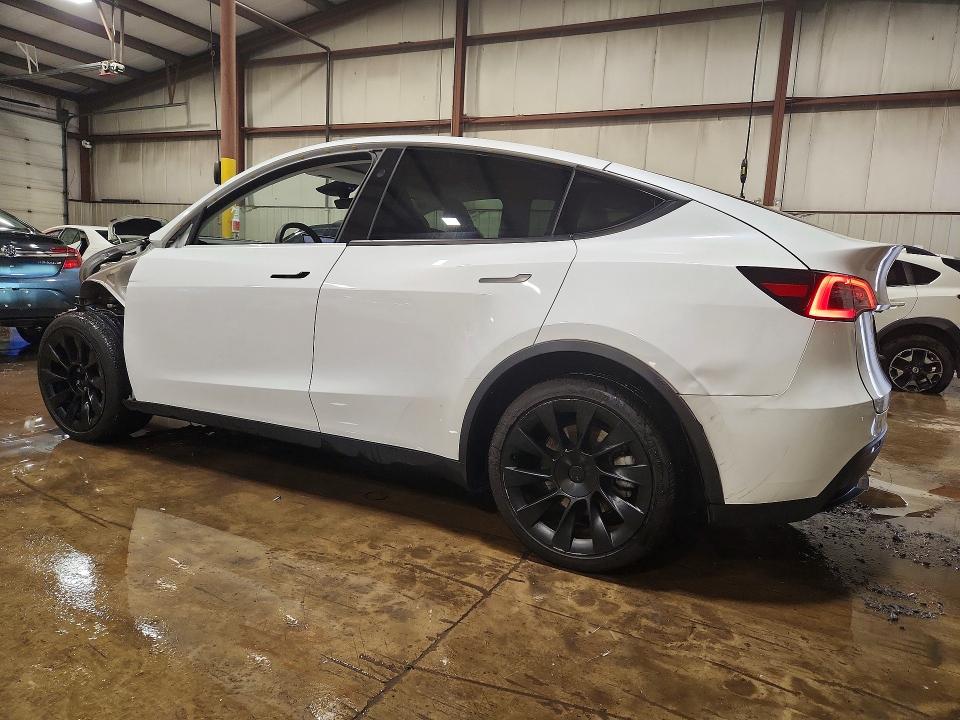 2024 Tesla Model Y მანქანა იყიდება აუქციონზე, vin: 7SAYGAEE4RF176558, აუქციონის ნომერი: 51104076