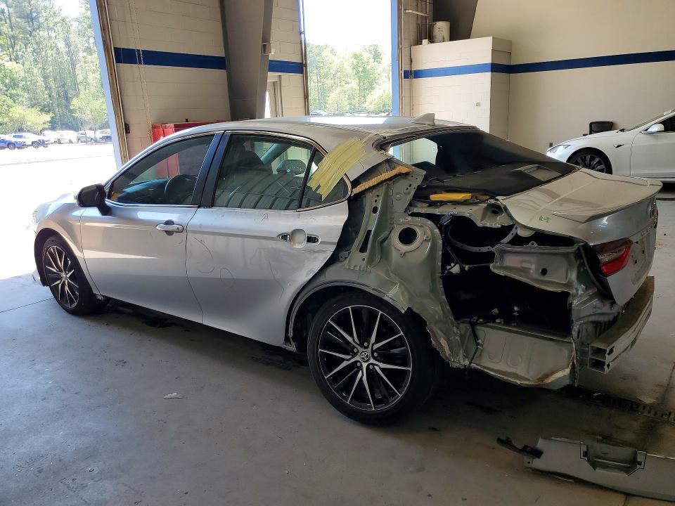 48062426 :رقم المزاد ، 4T1G11AK9NU716599 vin ، 2022 Toyota Camry مزاد بيع