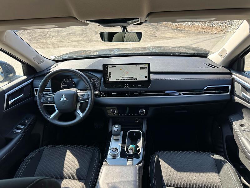 2025 Mitsubishi Outlander მანქანა იყიდება აუქციონზე, vin: JA4J3UA81SZ036733, აუქციონის ნომერი: 48005876