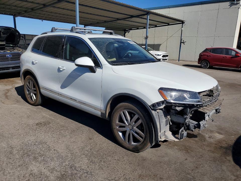 Продаж на аукціоні авто 2016 Volkswagen Touareg, vin: WVGEF9BP3GD007395, номер лоту: 49484606