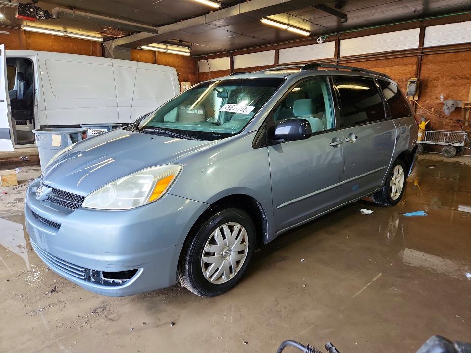 49632796 :رقم المزاد ، 5TDZA23CX4S111051 vin ، 2004 Toyota Sienna مزاد بيع