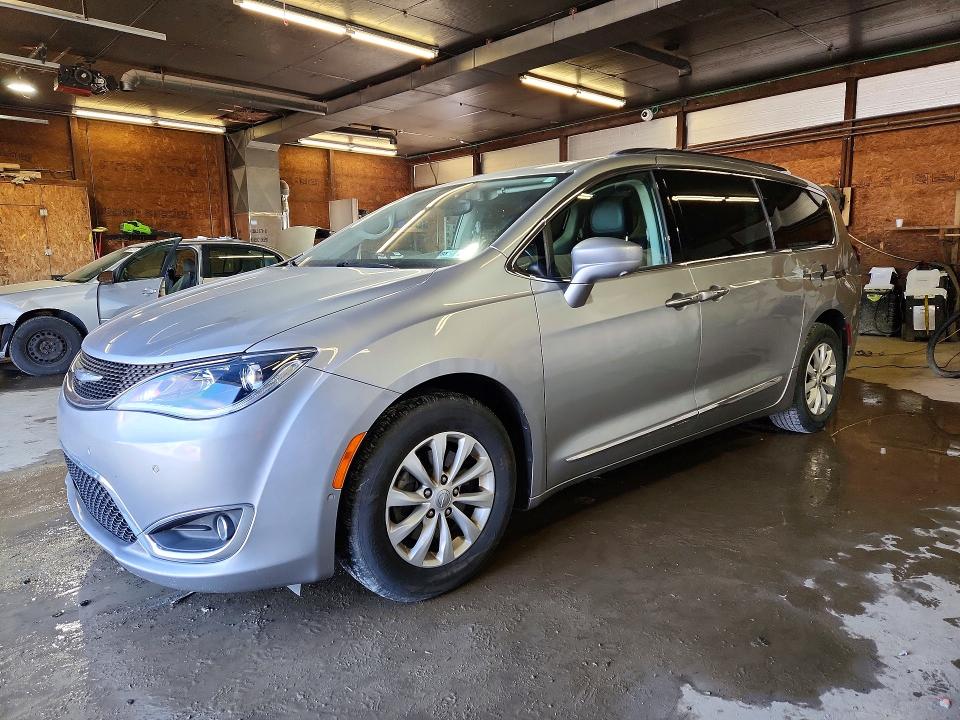Продажа на аукционе авто 2018 Chrysler Pacifica, vin: 2C4RC1BG2JR269932, номер лота: 50722986