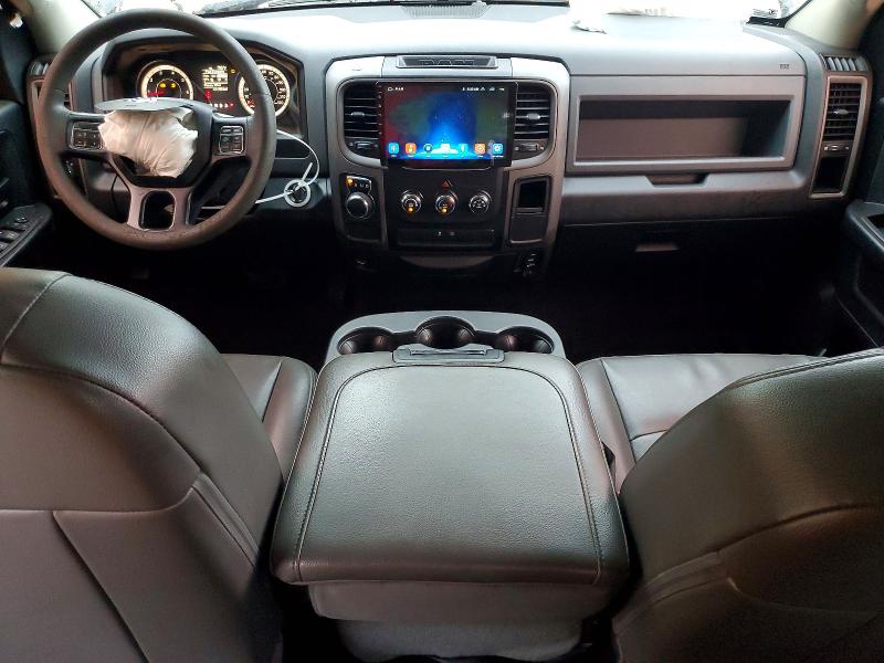 48563986 :رقم المزاد ، 1C6RR6FG4JS188569 vin ، 2018 Ram 1500 مزاد بيع