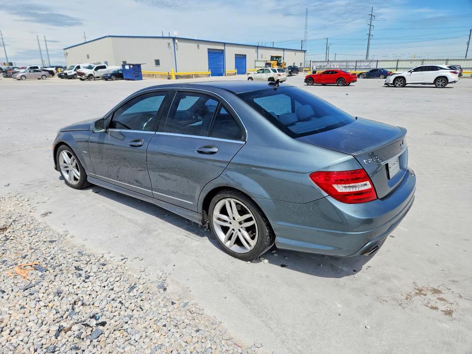 Продажа на аукционе авто 2012 Mercedes-benz C, vin: WDDGF4HB7CA642567, номер лота: 50187396