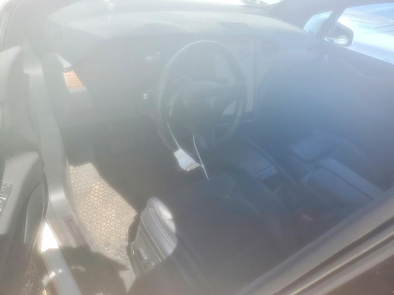 2020 Tesla Model X მანქანა იყიდება აუქციონზე, vin: 5YJXCBE27LF260932, აუქციონის ნომერი: 47945266