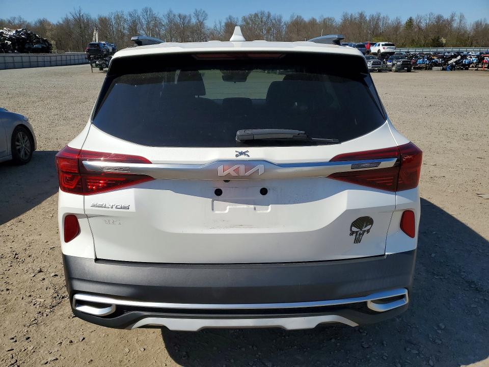 48932556 :رقم المزاد ، KNDEU2AA5P7438088 vin ، 2023 Kia Seltos مزاد بيع