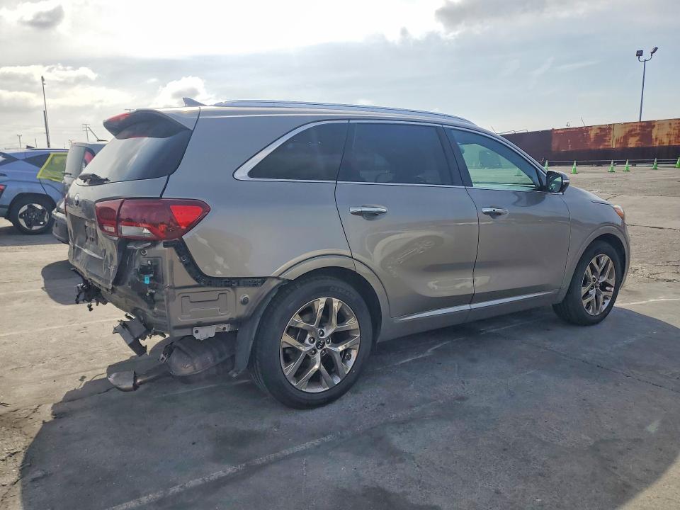 2019 Kia Sorento მანქანა იყიდება აუქციონზე, vin: 5XYPK4A55KG532349, აუქციონის ნომერი: 49987476