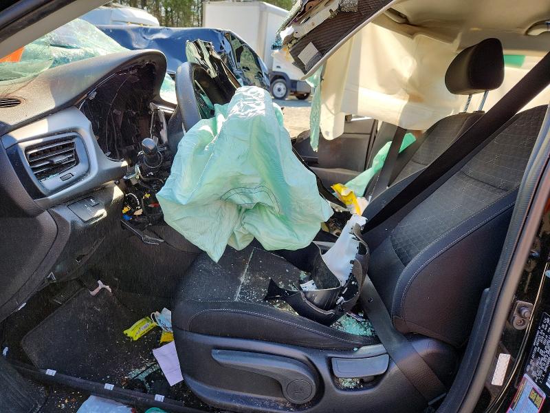 48415206 :رقم المزاد ، 3KPA24AD8LE352889 vin ، 2020 Kia Rio مزاد بيع