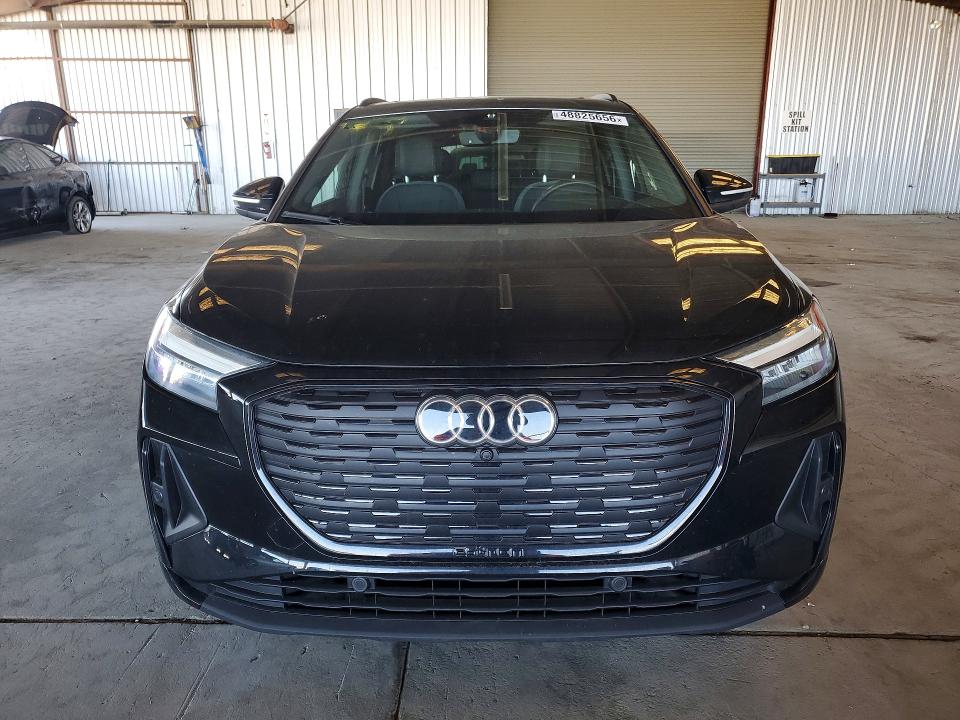 2024 Audi Q4 E-tron მანქანა იყიდება აუქციონზე, vin: WA1LUBFZ7RP044398, აუქციონის ნომერი: 48825656