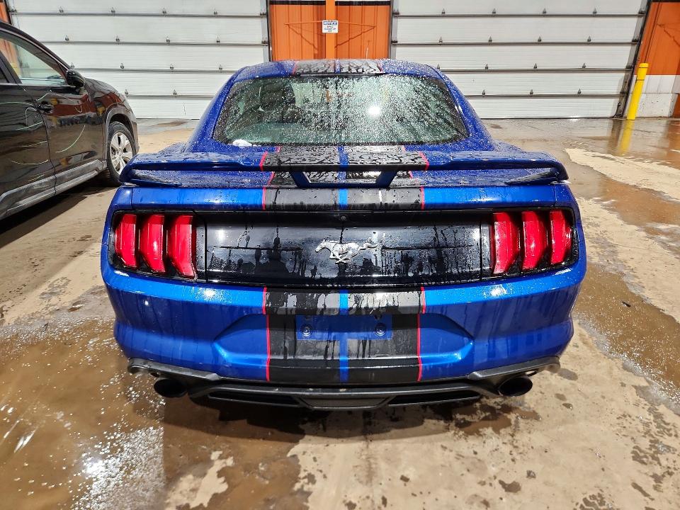 48811826 :رقم المزاد ، 1FA6P8TH8J5164239 vin ، 2018 Ford Mustang مزاد بيع