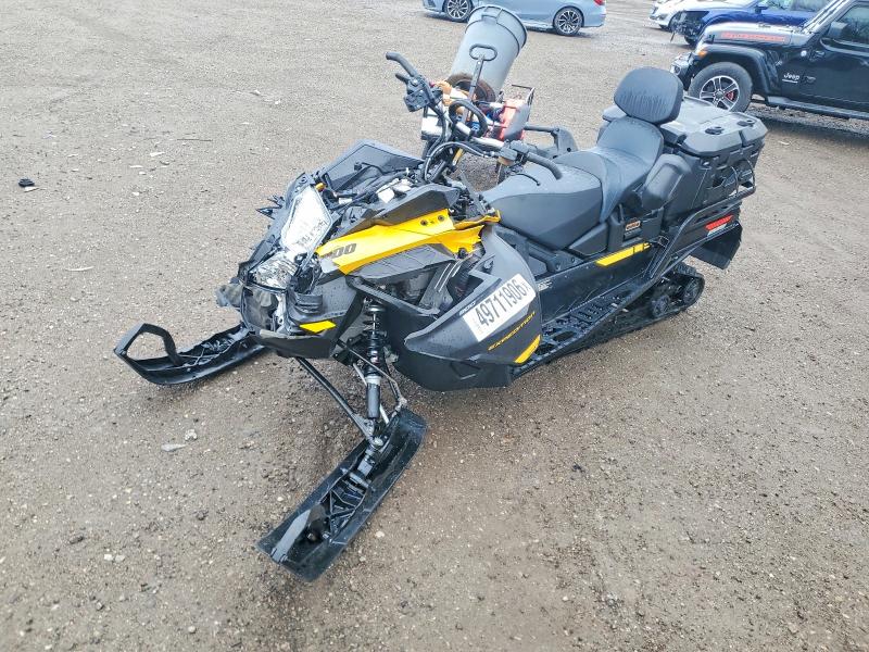 49711906 :رقم المزاد ، 2BPSAAMA3MV001127 vin ، 2021 Skidoo Expedition Se 900 A مزاد بيع