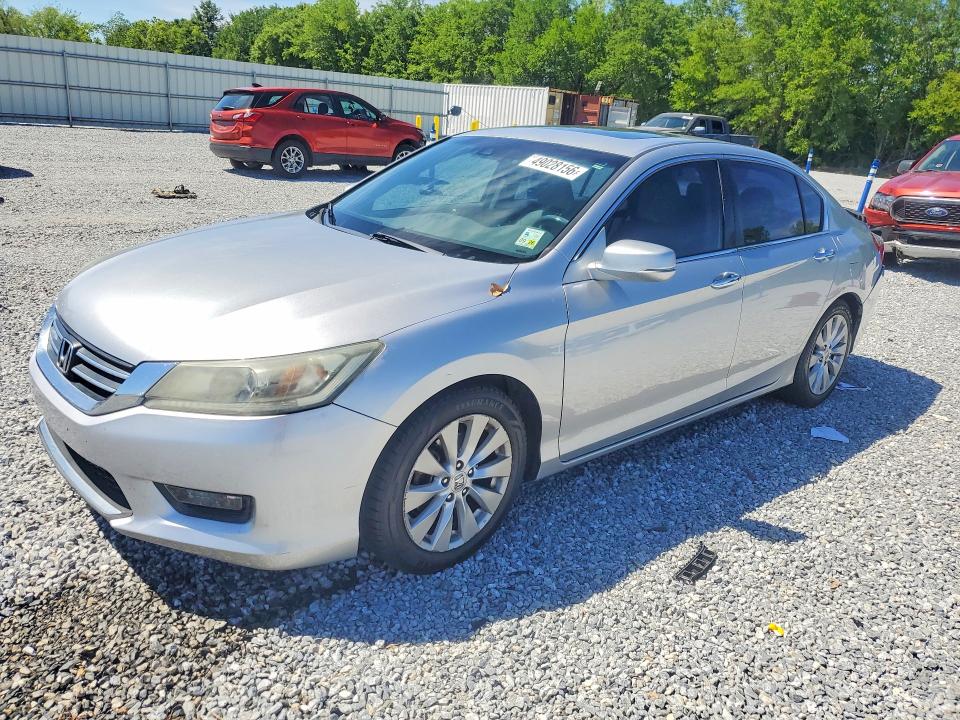 2015 Honda Accord მანქანა იყიდება აუქციონზე, vin: 1HGCR2F82FA070972, აუქციონის ნომერი: 49028156