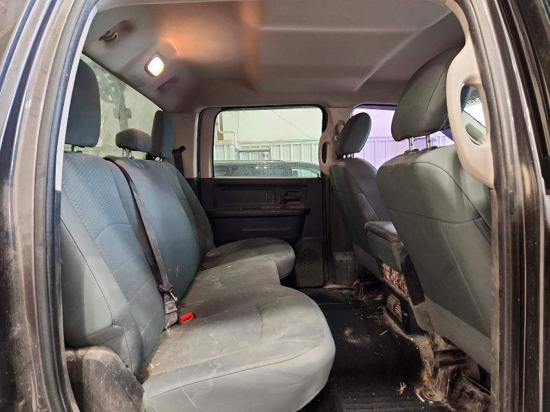 50972406 :رقم المزاد ، 3C6UR5CJ3FG673658 vin ، 2015 Ram 2500 مزاد بيع
